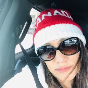 Meet your Posher, Lina